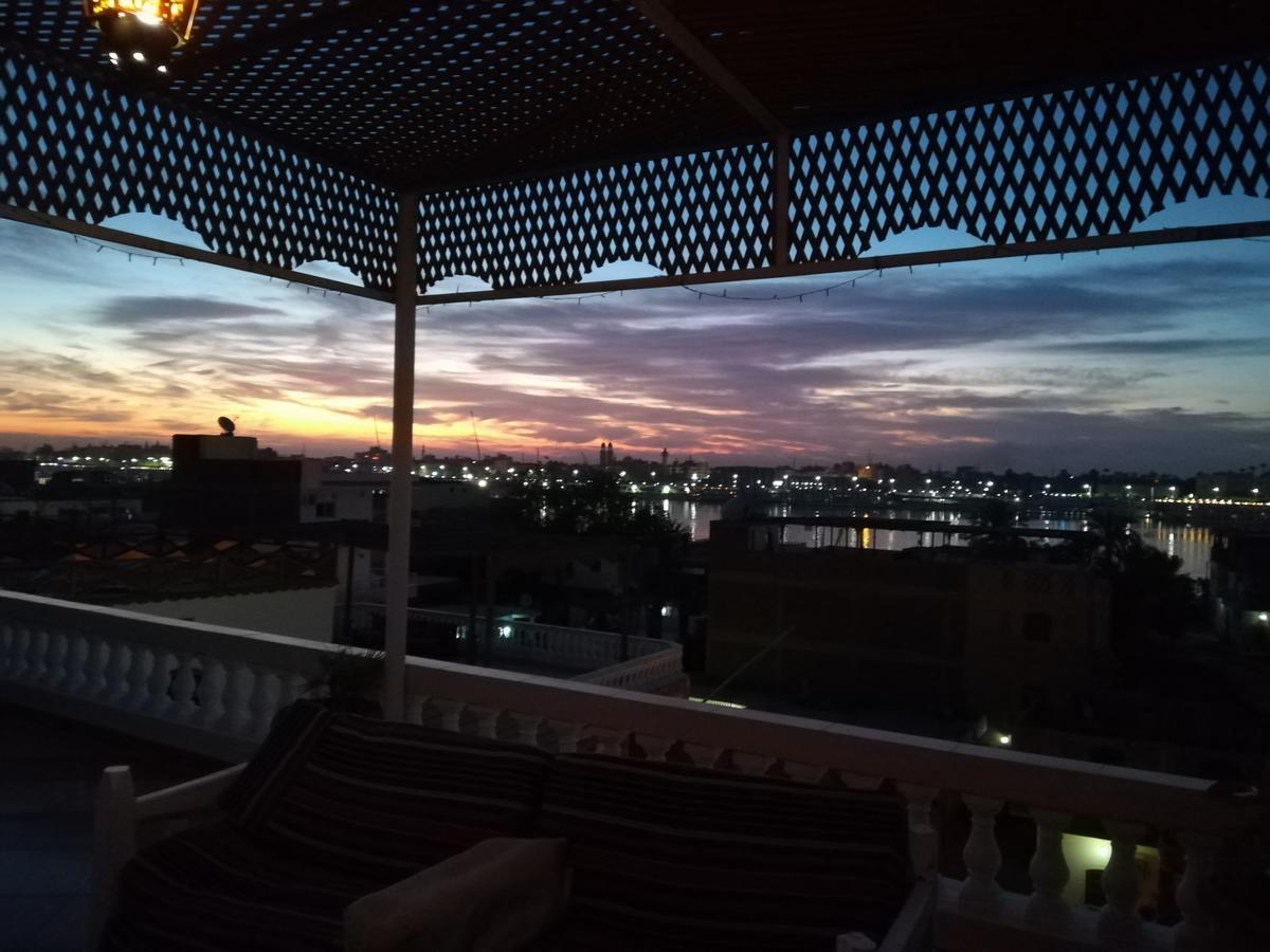 Luxor Palace Apartments מראה חיצוני תמונה